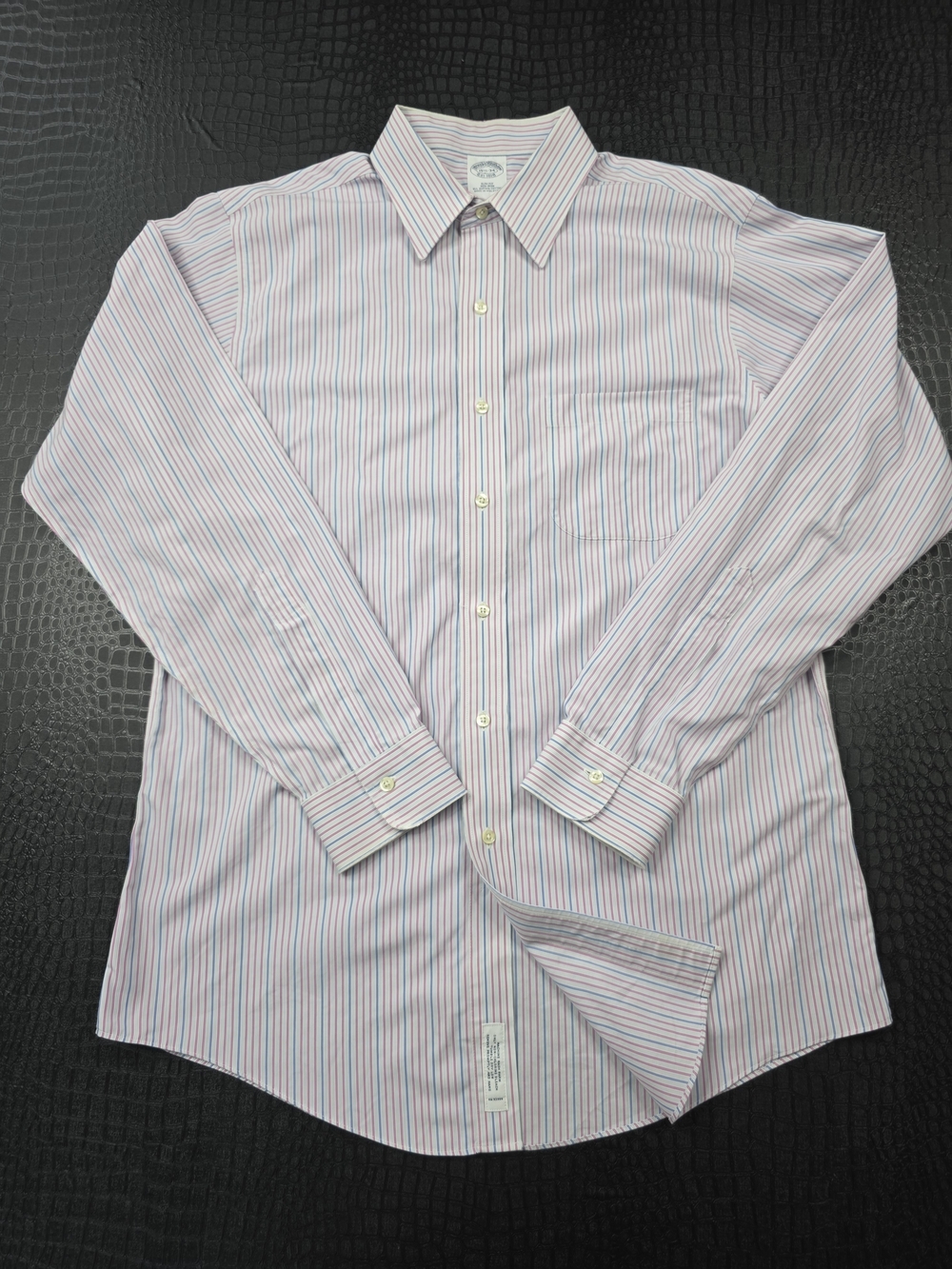 Brooks Brothers Dress Shirt Non Iron Slim Fit 15 1/2 - 34 M Pink Blue Stripe